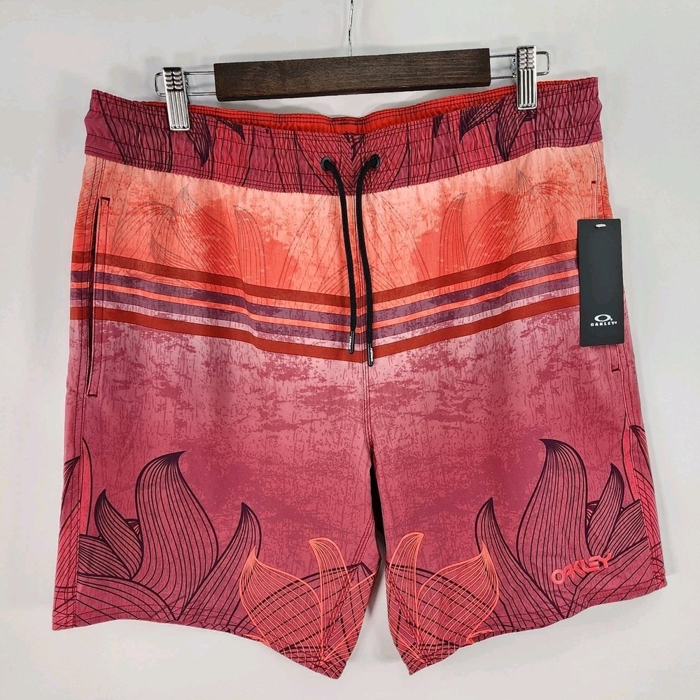 Oakley Beach Flower Stripe Swim Trunk Mens M Sunred Tomato Drawstring Boardshort